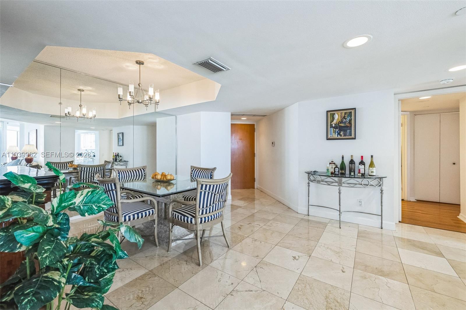 21205 YACHT CLUB DR #1802, Aventura FL 33180