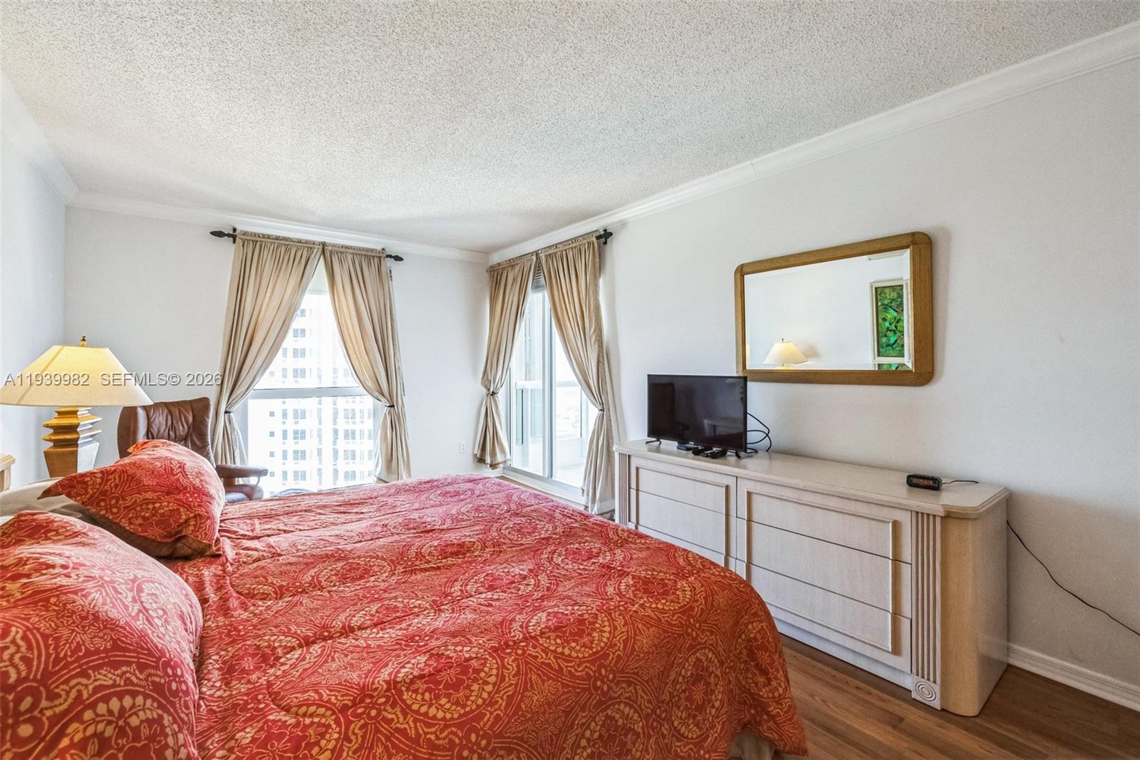 21205 YACHT CLUB DR #1802, Aventura FL 33180