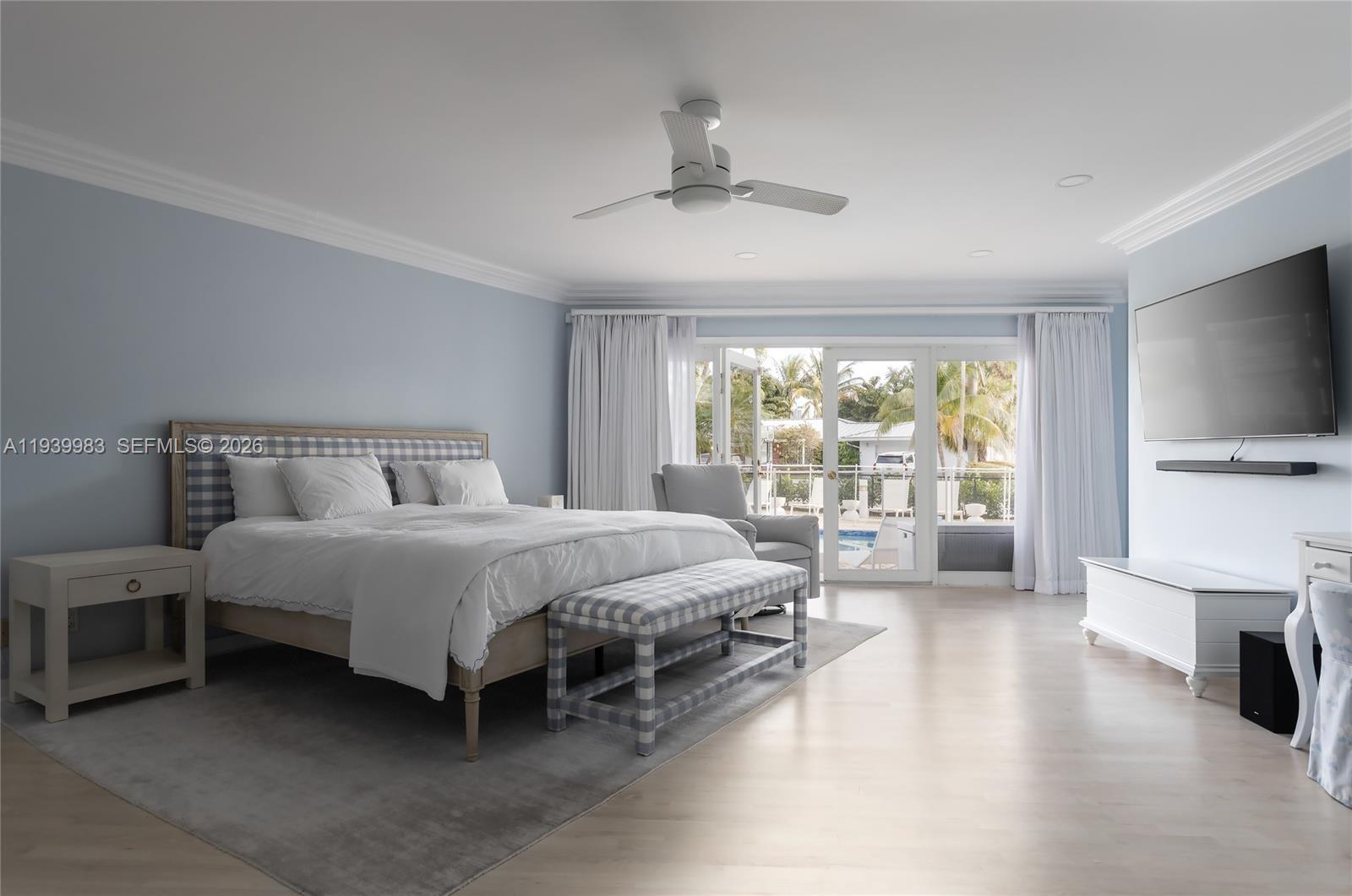 950 S Southlake Dr #950, Hollywood FL 33019
