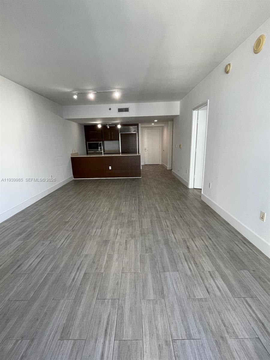 475 Brickell Ave #2014, Miami FL 33131