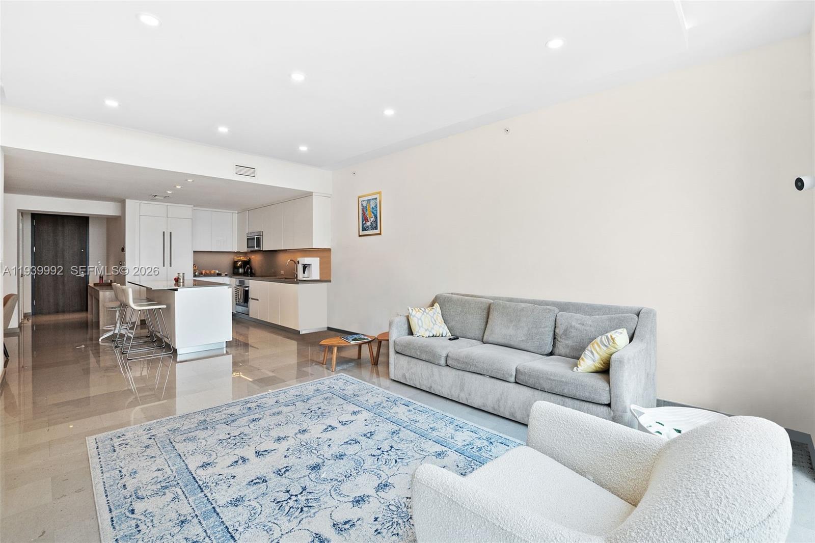 68 SE 6th Street #805, Miami FL 33131
