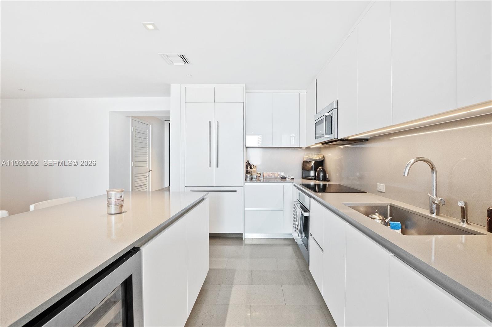68 SE 6th Street #805, Miami FL 33131
