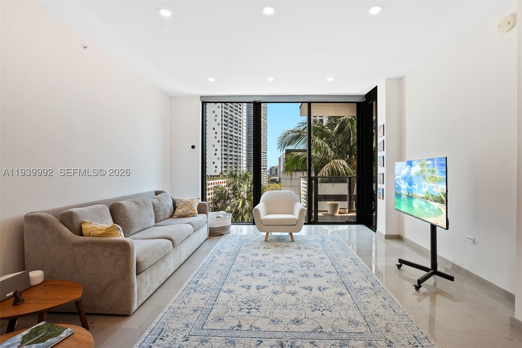 68 SE 6th Street #805, Miami FL 33131