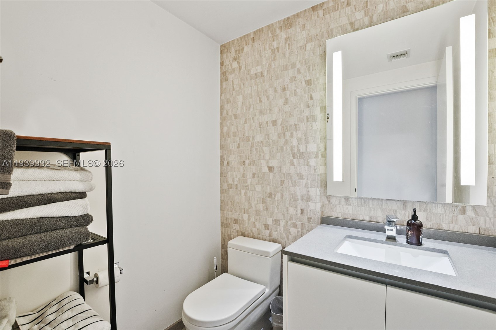 68 SE 6th Street #805, Miami FL 33131