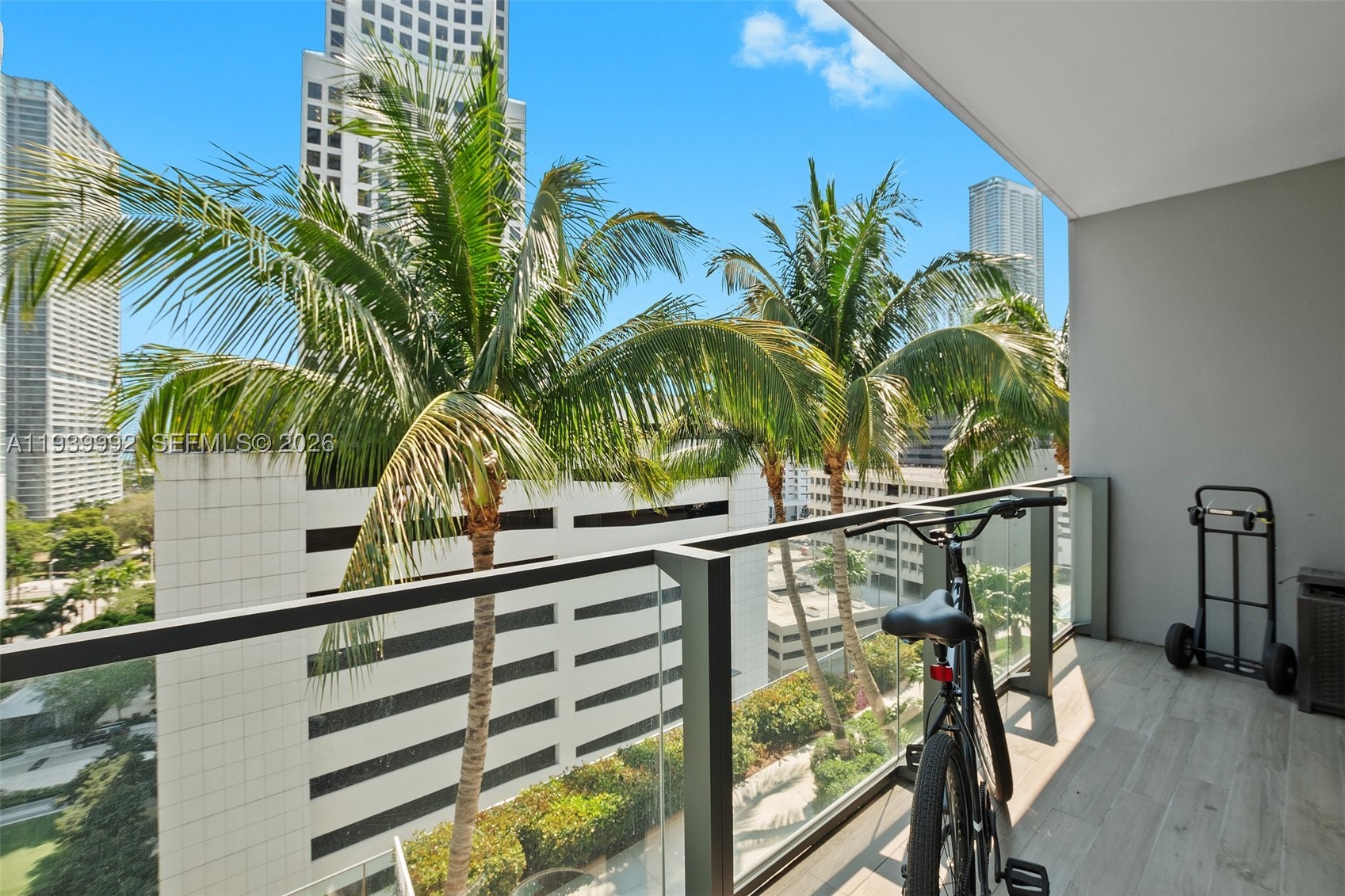 68 SE 6th Street #805, Miami FL 33131