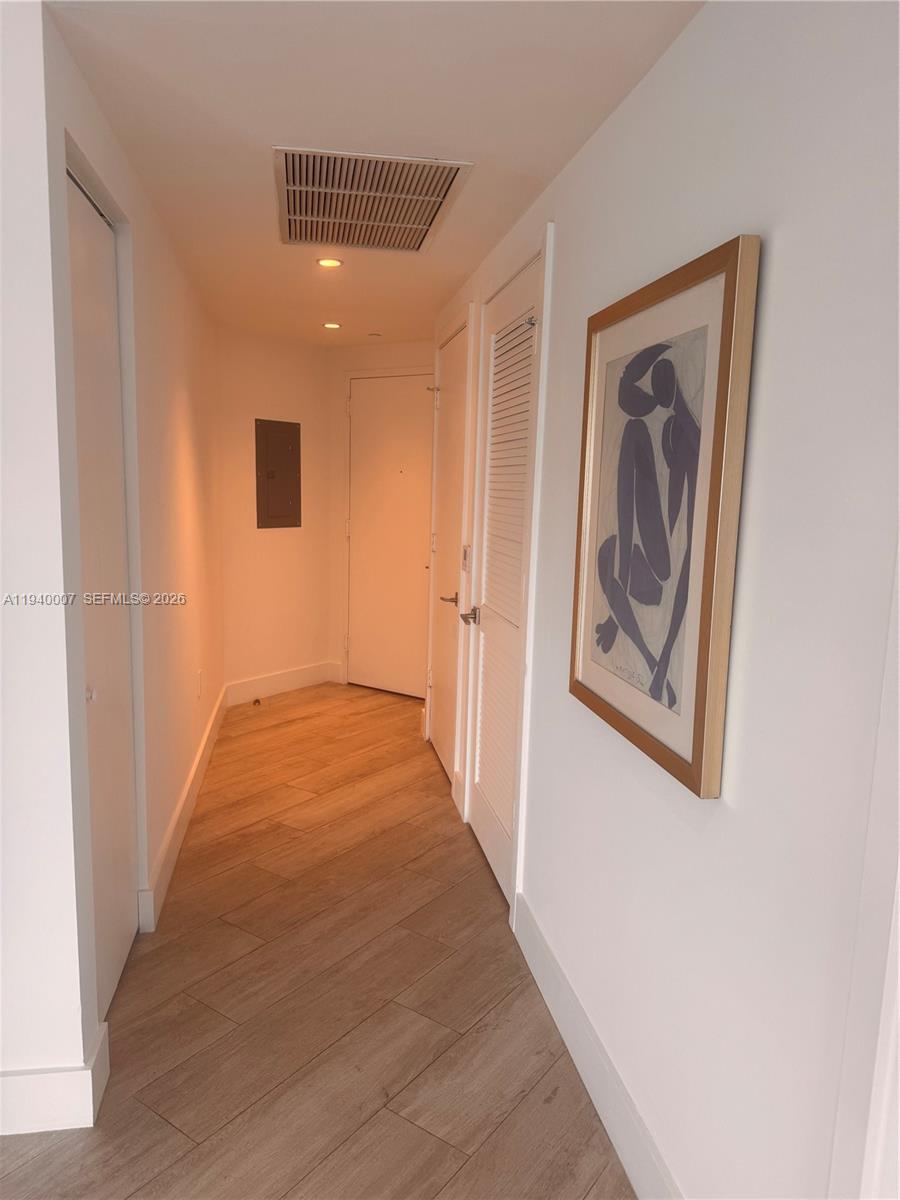 121 NE 34th St #1904, Miami FL 33137