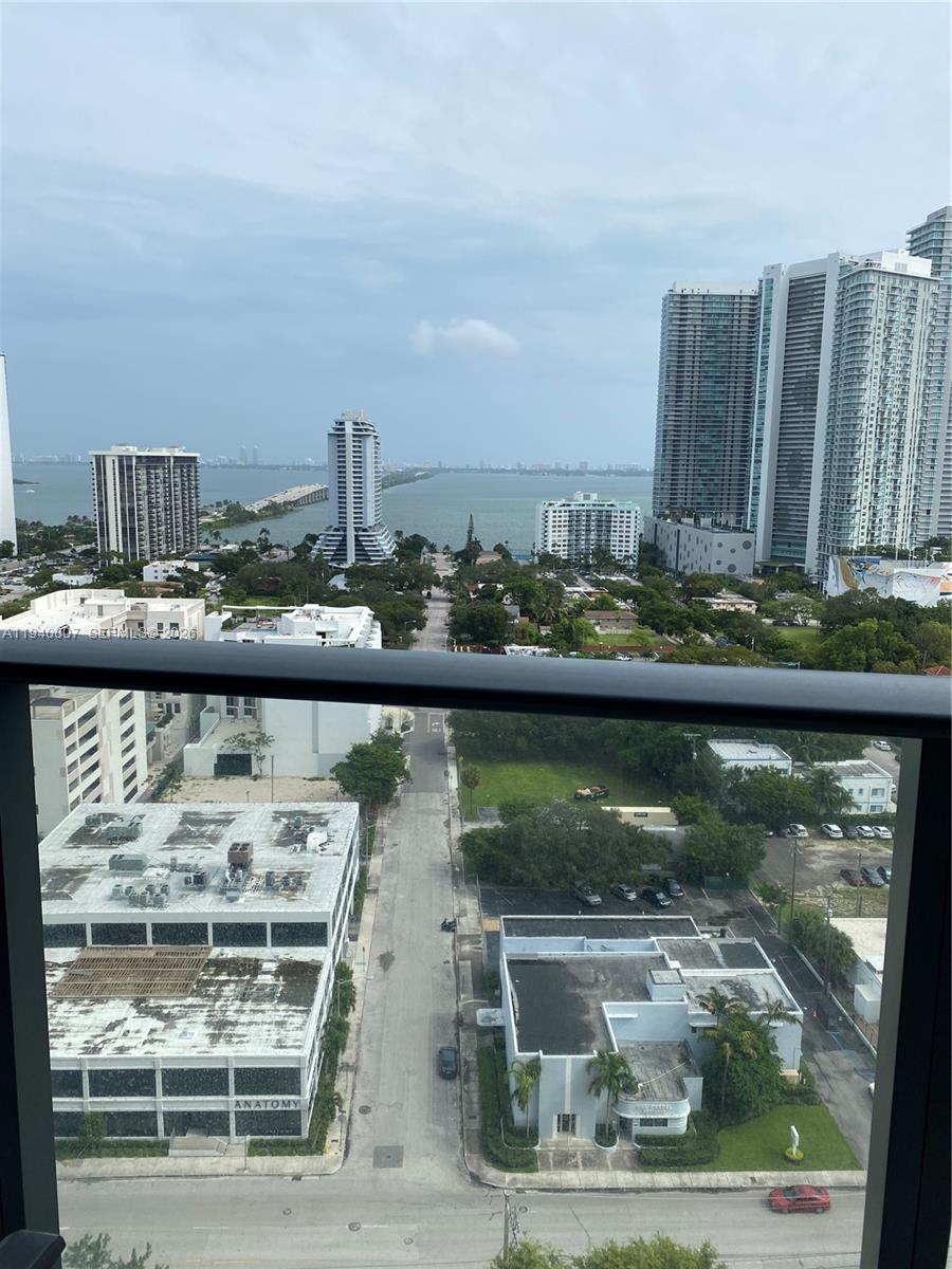 121 NE 34th St #1904, Miami FL 33137