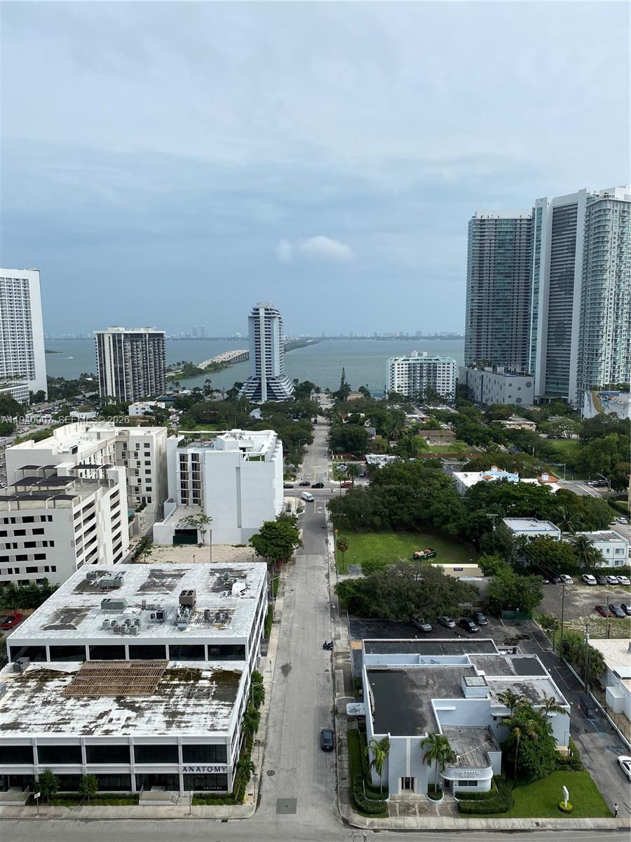 121 NE 34th St #1904, Miami FL 33137