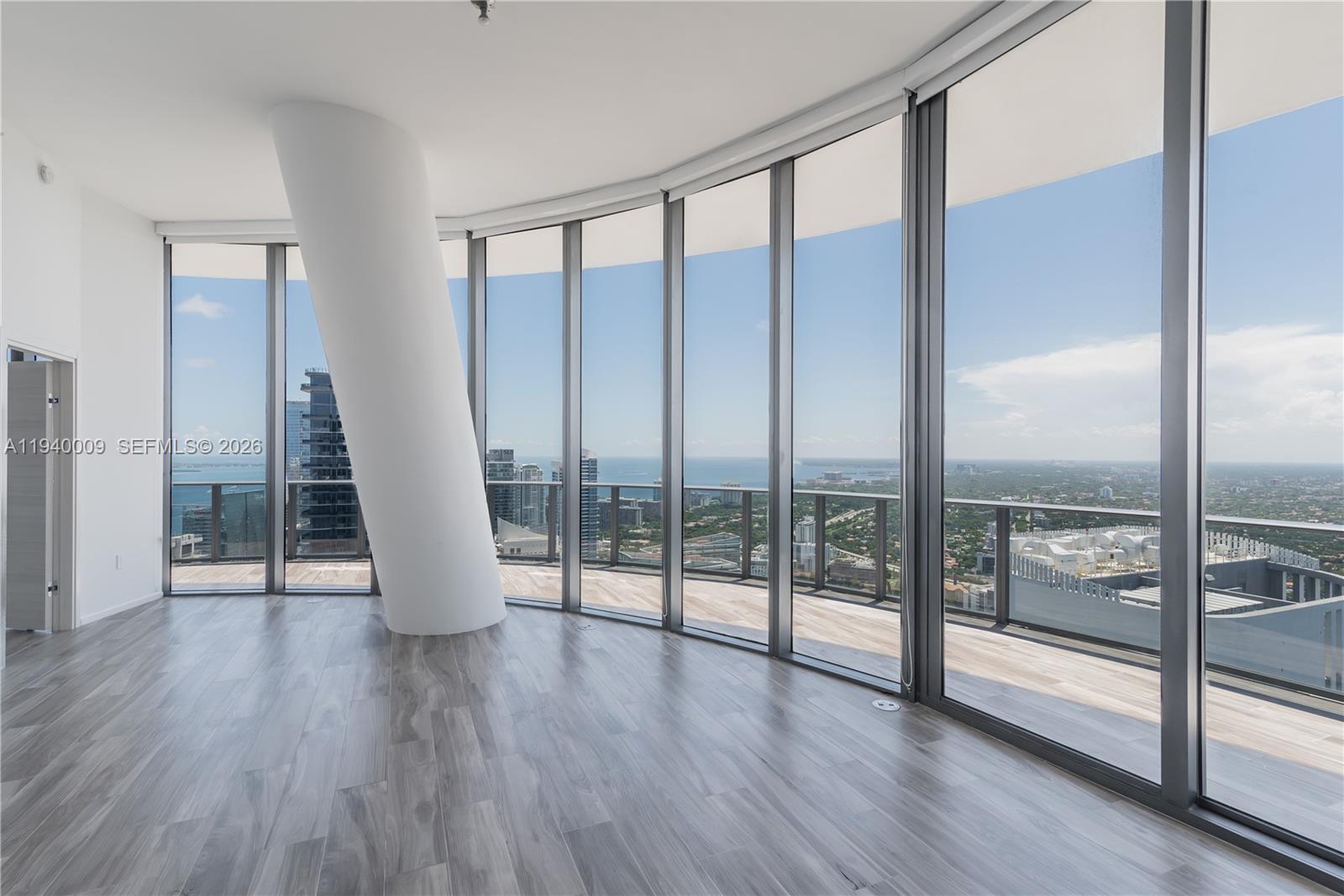 801 S Miami Ave #5701, Miami FL 33130