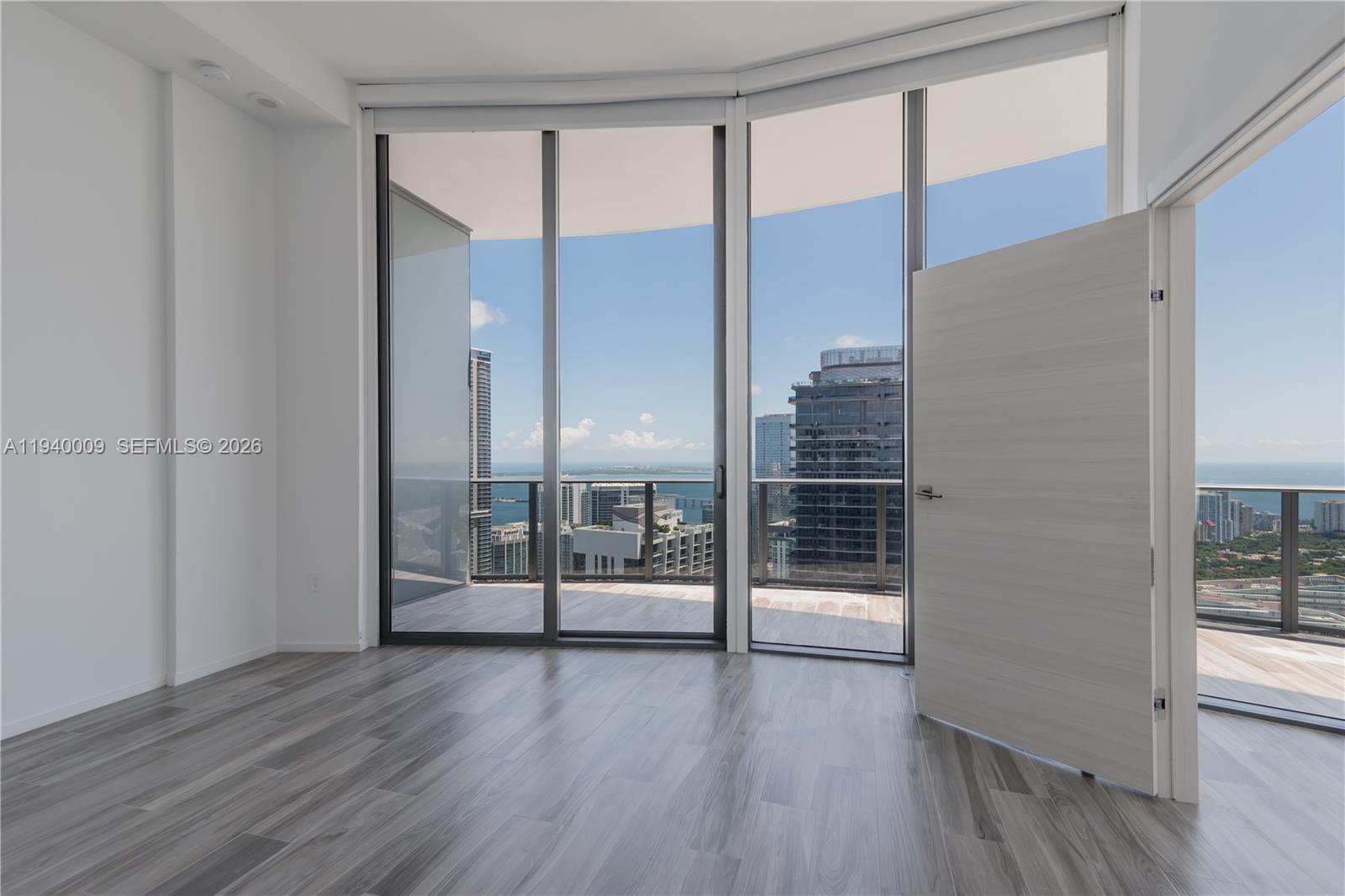 801 S Miami Ave #5701, Miami FL 33130