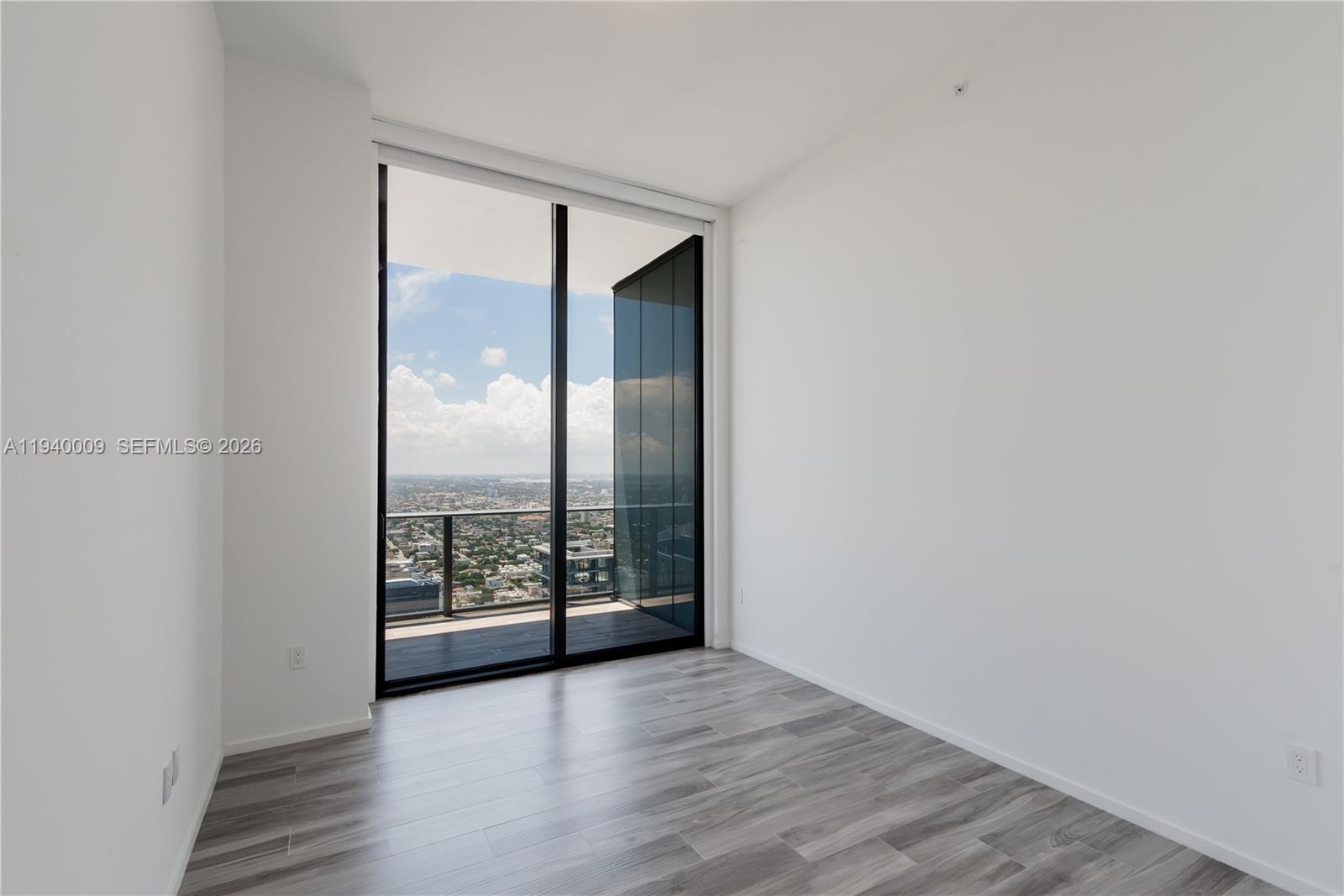 801 S Miami Ave #5701, Miami FL 33130