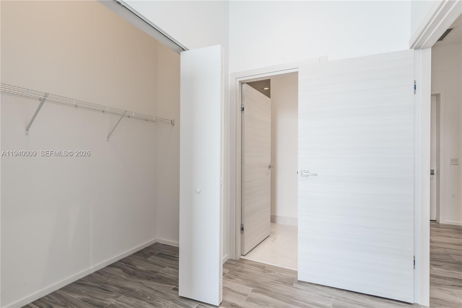 801 S Miami Ave #5701, Miami FL 33130