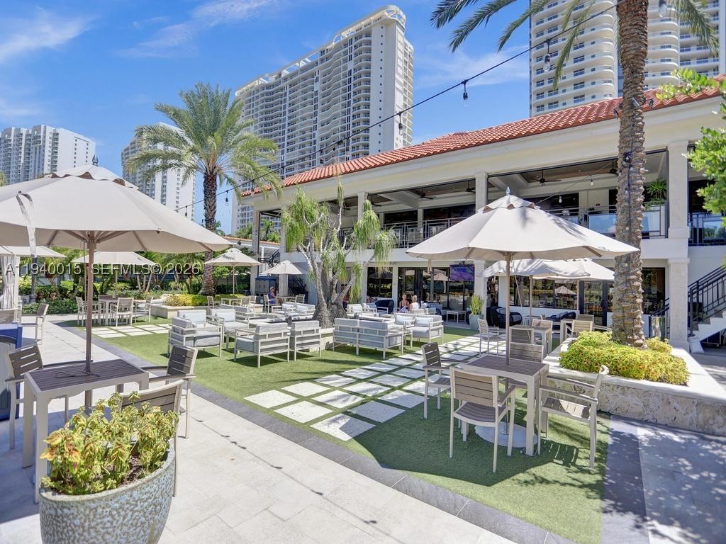 3000 Island Blvd #502, Aventura FL 33160