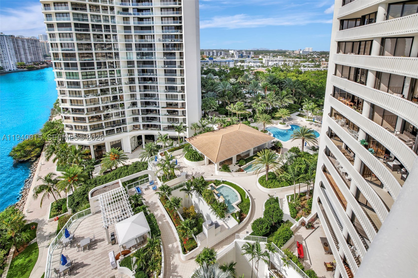 3000 Island Blvd #502, Aventura FL 33160
