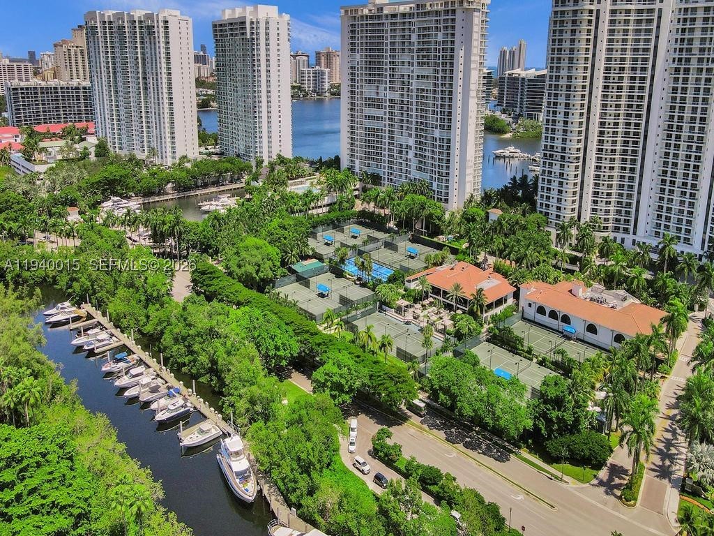 3000 Island Blvd #502, Aventura FL 33160