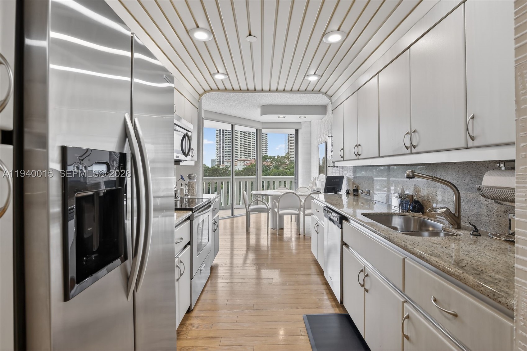 3000 Island Blvd #502, Aventura FL 33160