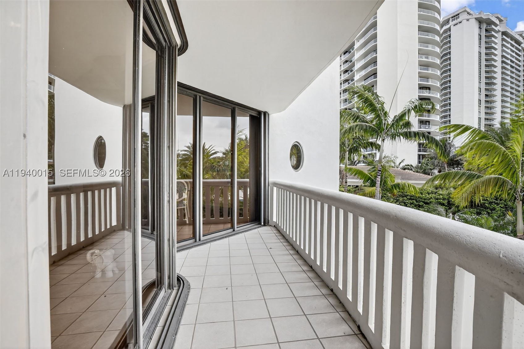 3000 Island Blvd #502, Aventura FL 33160