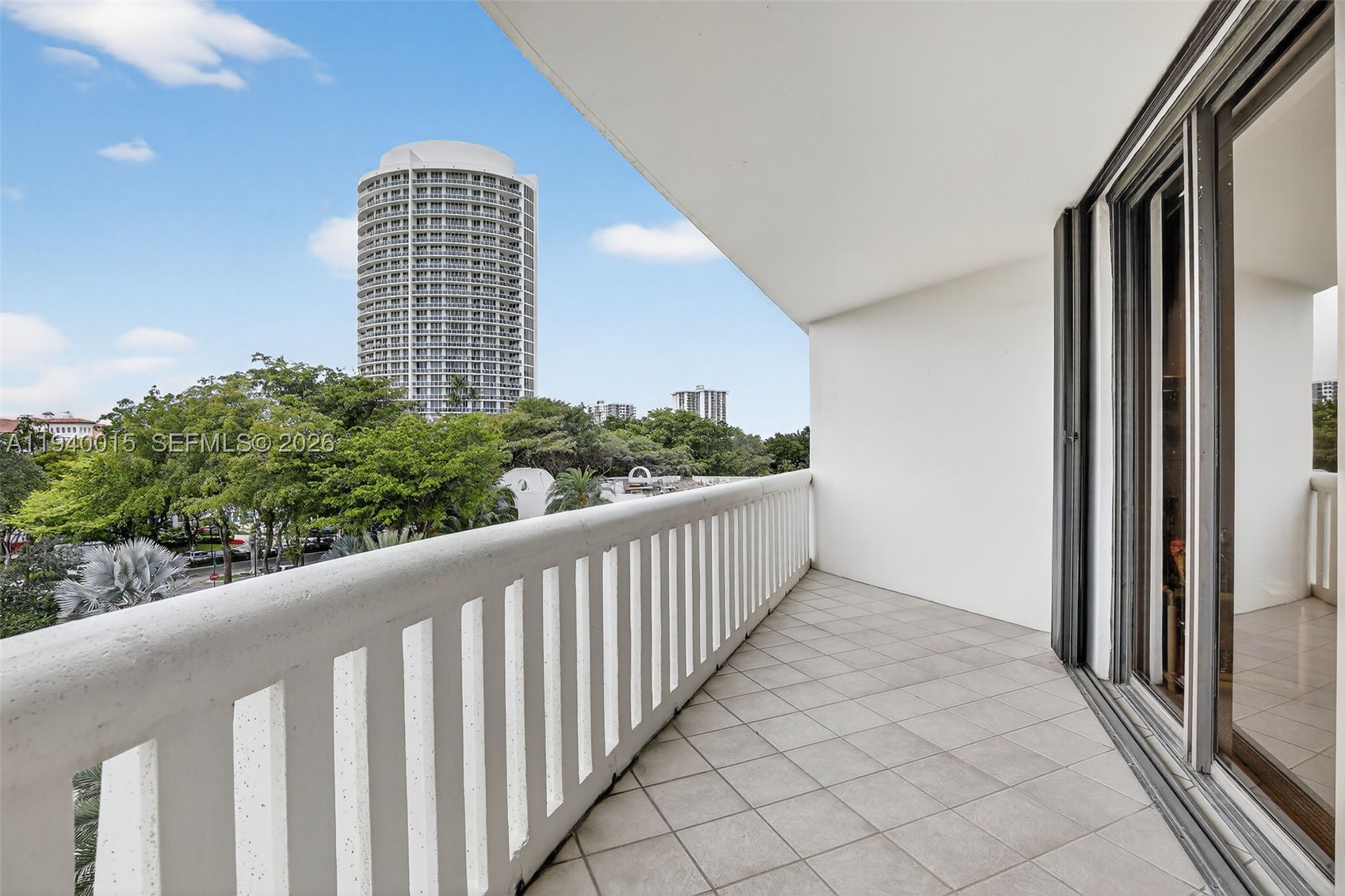 3000 Island Blvd #502, Aventura FL 33160