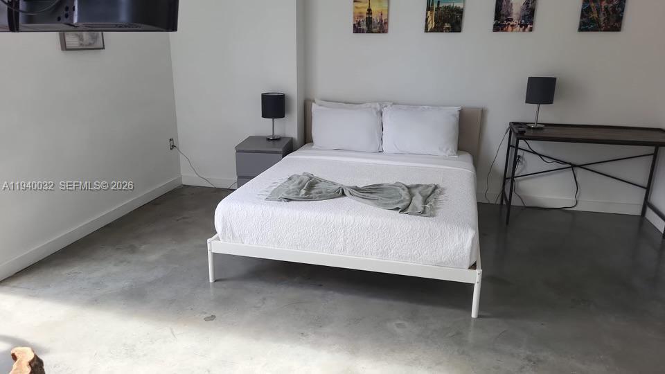 151 SE 1st St #1403, Miami FL 33131