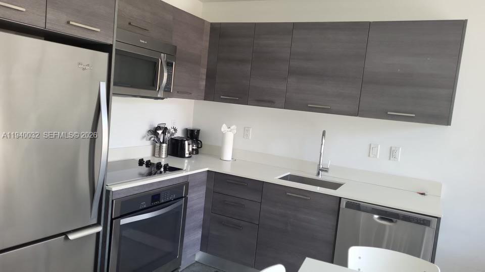 151 SE 1st St #1403, Miami FL 33131