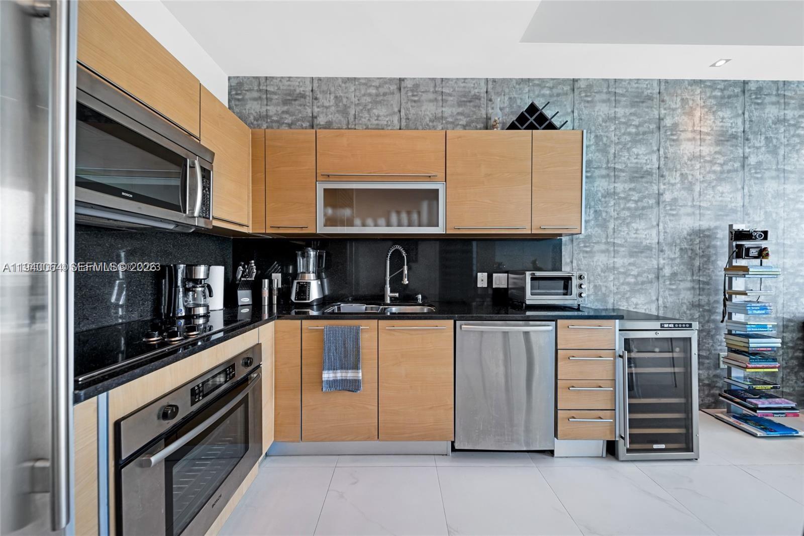 951 BRICKELL AV #PH4109, Miami FL 33131