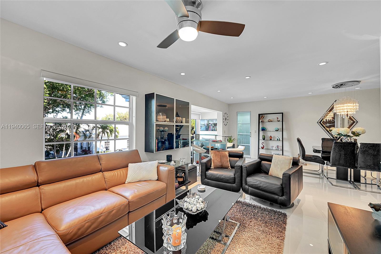 6261 Bay Club Dr #4, Fort Lauderdale FL 33308