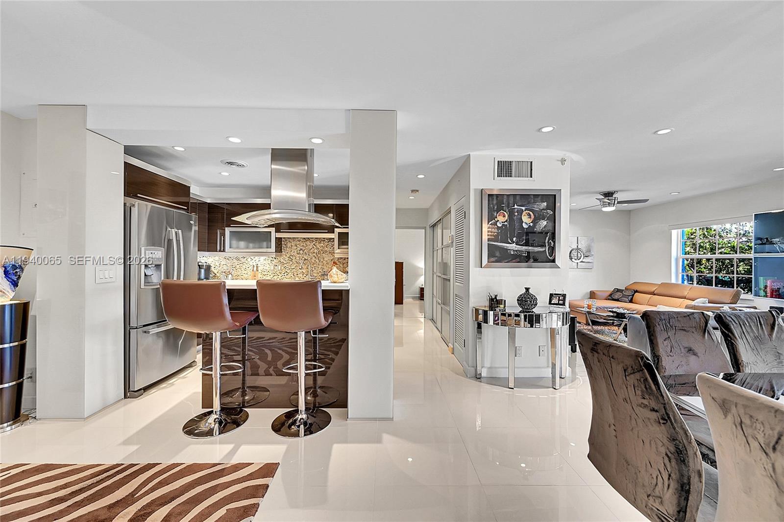 6261 Bay Club Dr #4, Fort Lauderdale FL 33308