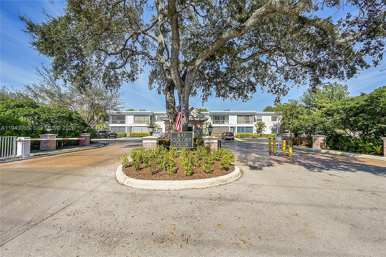 6261 Bay Club Dr #4, Fort Lauderdale FL 33308