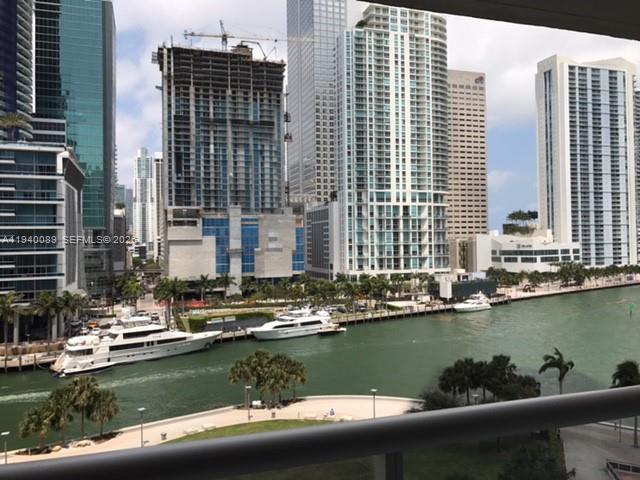 475 BRICKELL AV #812, Miami FL 33131