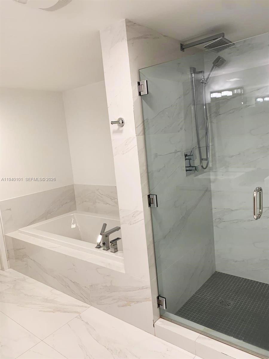 400 Sunny Isles Blvd #1120, Sunny Isles Beach FL 33160