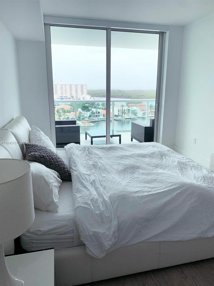 400 Sunny Isles Blvd #1120, Sunny Isles Beach FL 33160