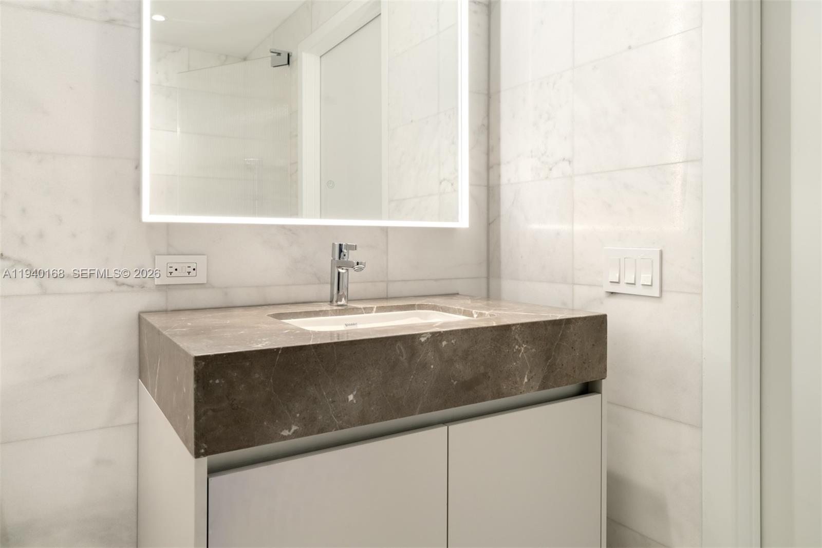 500 Alton Rd #2207, Miami Beach FL 33139