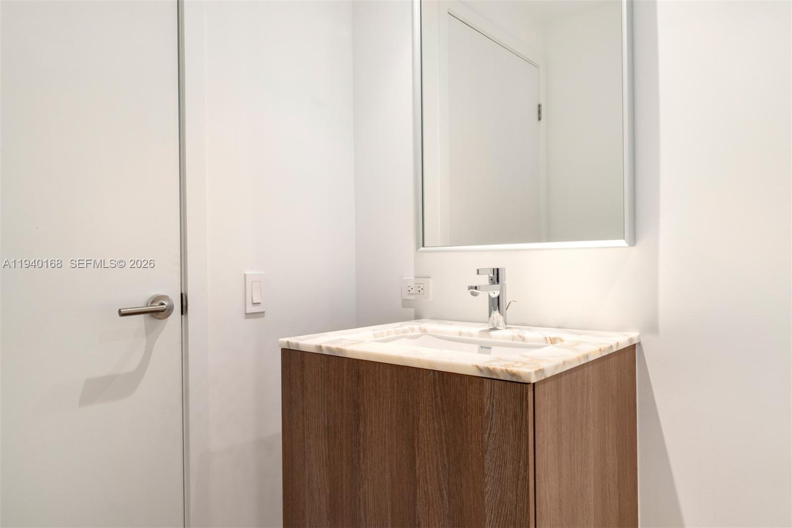 500 Alton Rd #2207, Miami Beach FL 33139