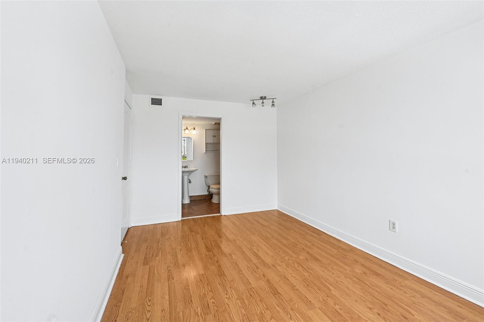 1740 NW N River Dr #614, Miami FL 33125