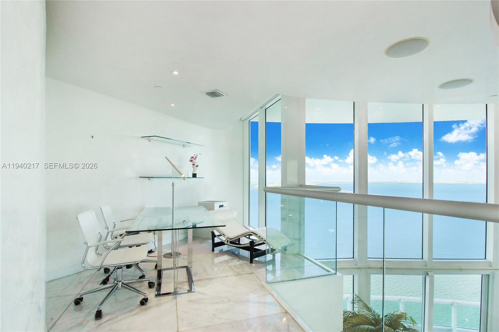 1643 Brickell Ave #2902, Miami FL 33129