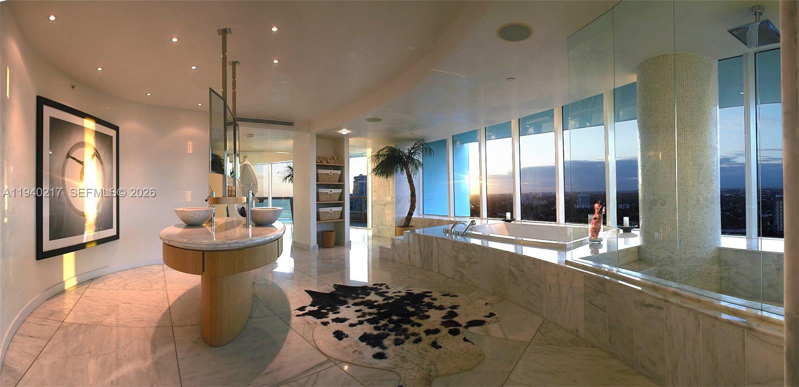 1643 Brickell Ave #2902, Miami FL 33129