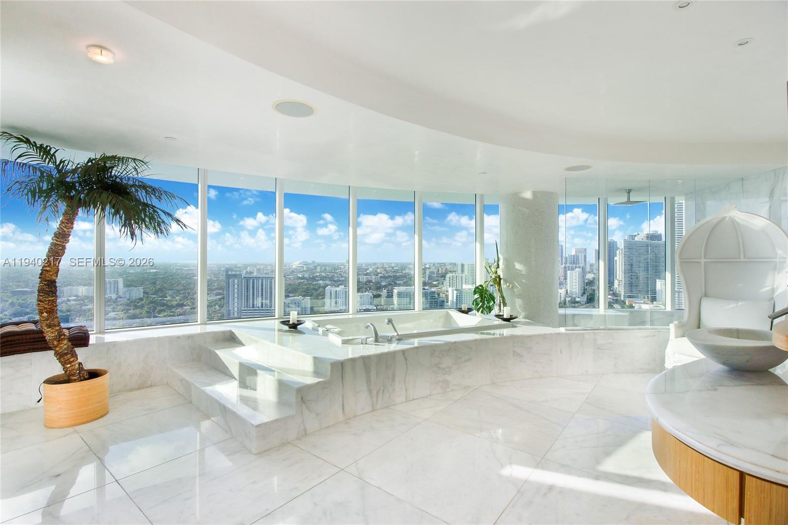 1643 Brickell Ave #2902, Miami FL 33129