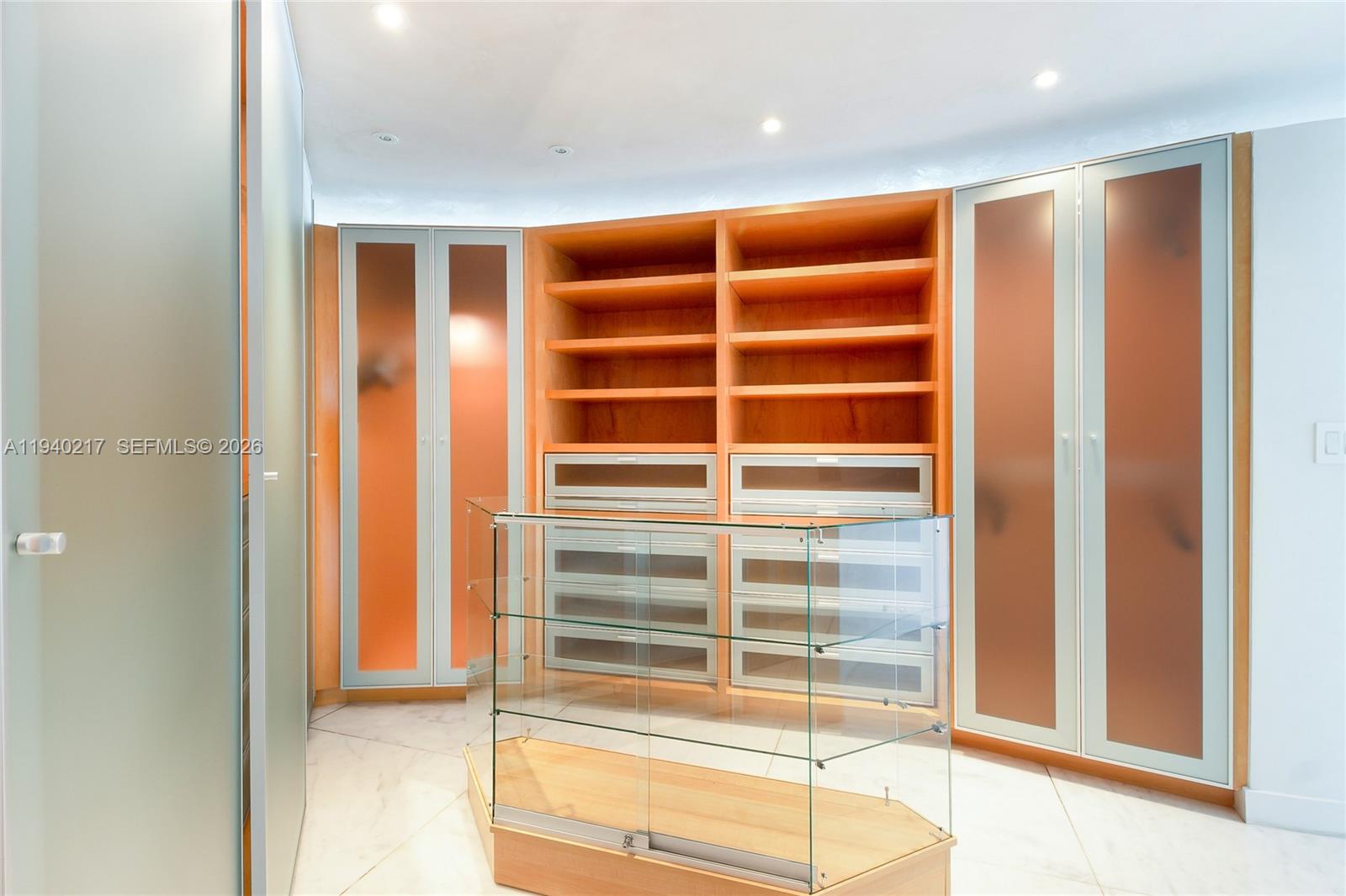 1643 Brickell Ave #2902, Miami FL 33129