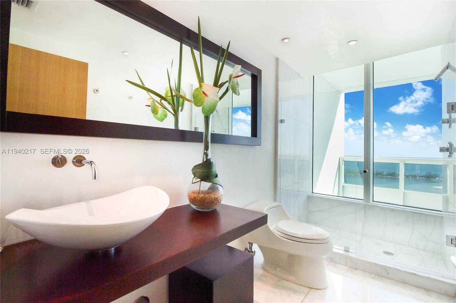 1643 Brickell Ave #2902, Miami FL 33129