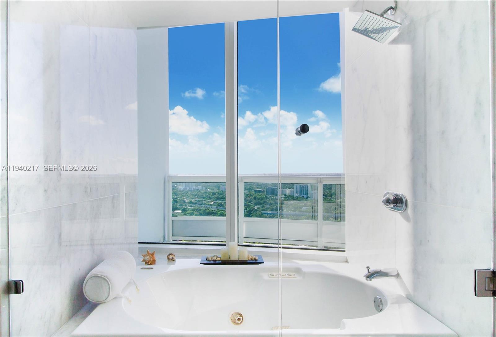 1643 Brickell Ave #2902, Miami FL 33129