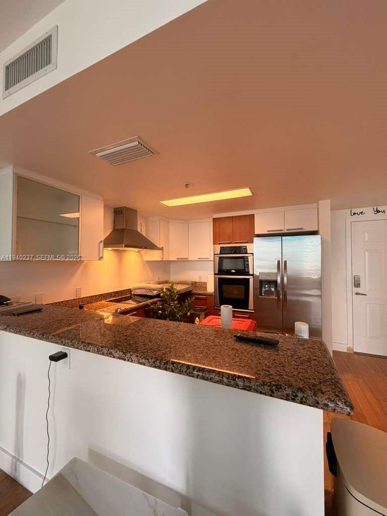 170 SE 14th St #1807, Miami FL 33131