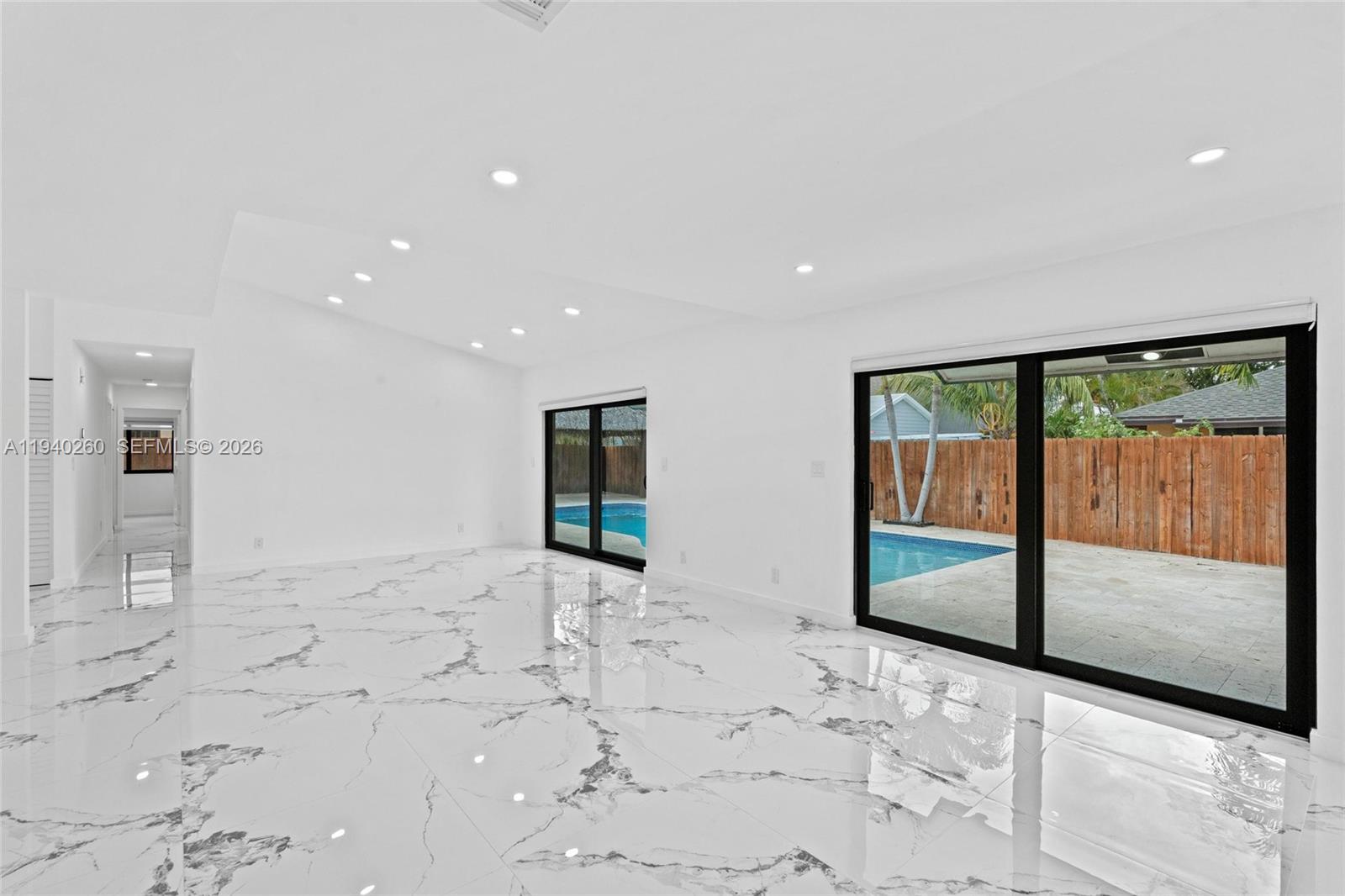 730 SW 95th Ter, Pembroke Pines FL 33025