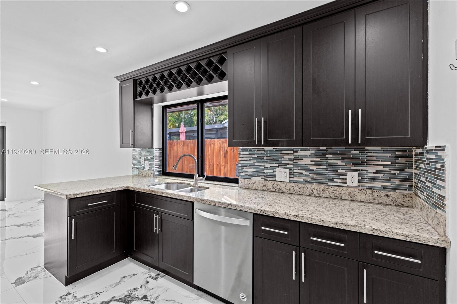 730 SW 95th Ter, Pembroke Pines FL 33025