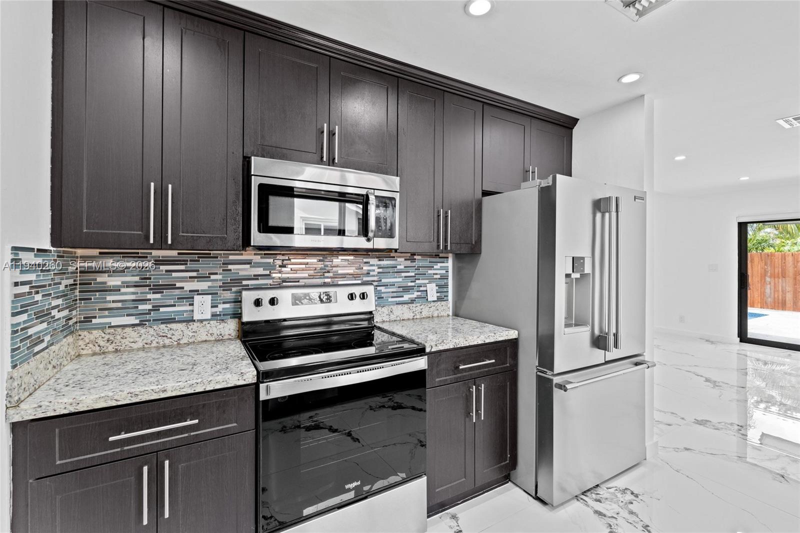 730 SW 95th Ter, Pembroke Pines FL 33025
