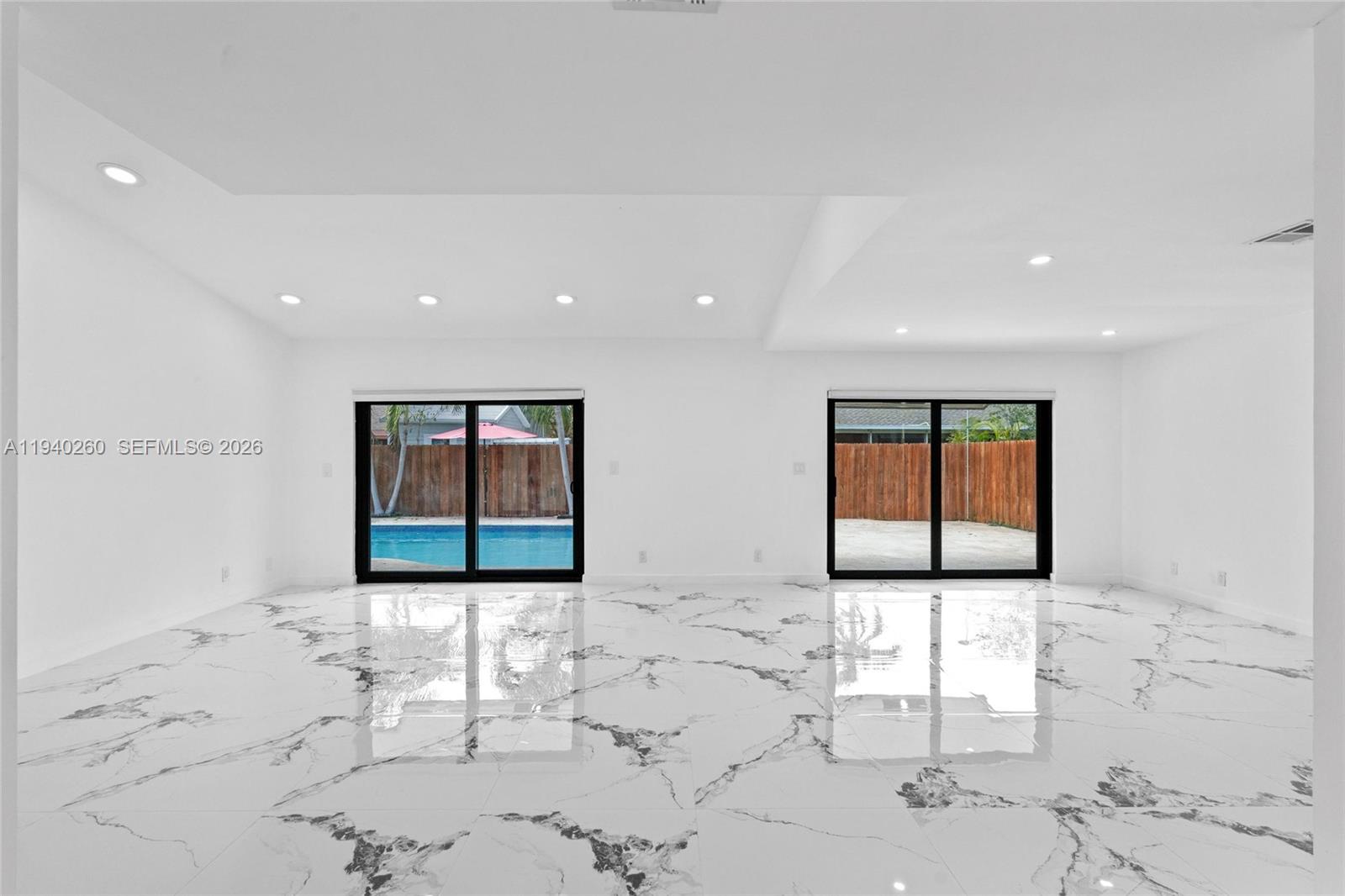 730 SW 95th Ter, Pembroke Pines FL 33025