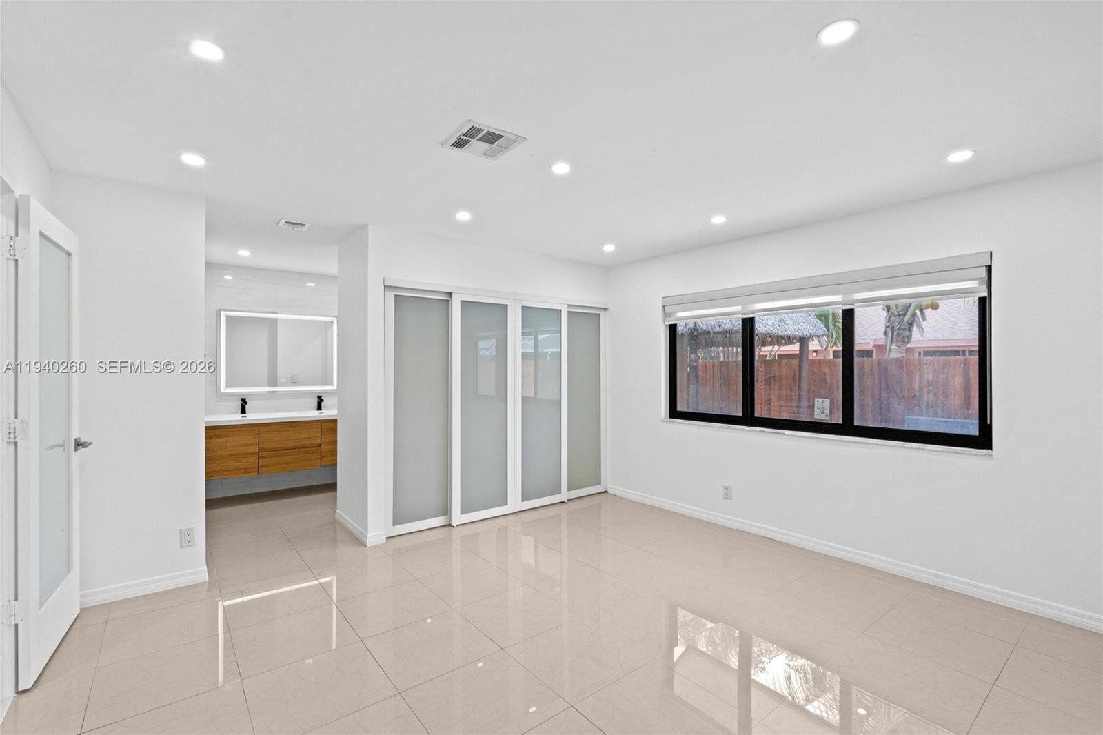 730 SW 95th Ter, Pembroke Pines FL 33025