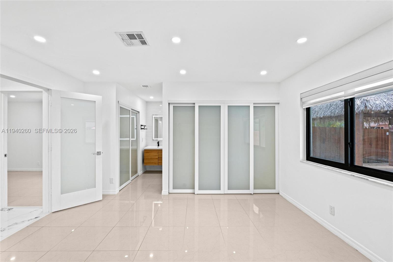 730 SW 95th Ter, Pembroke Pines FL 33025