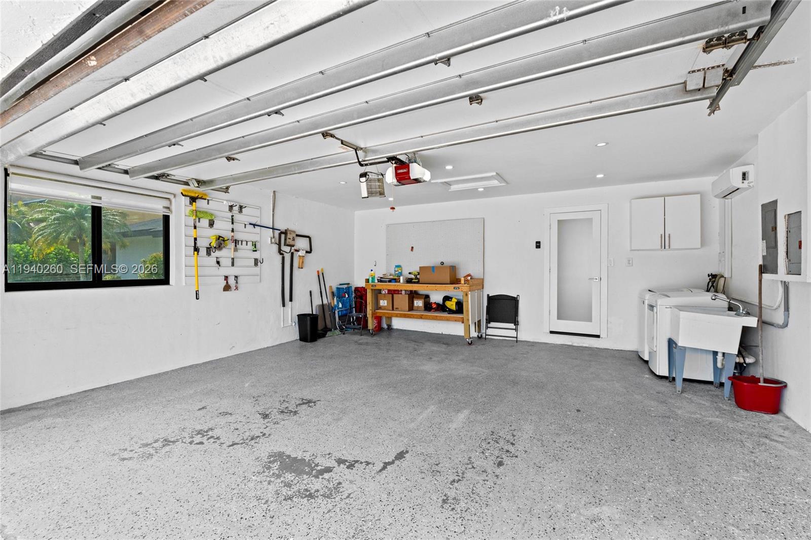 730 SW 95th Ter, Pembroke Pines FL 33025