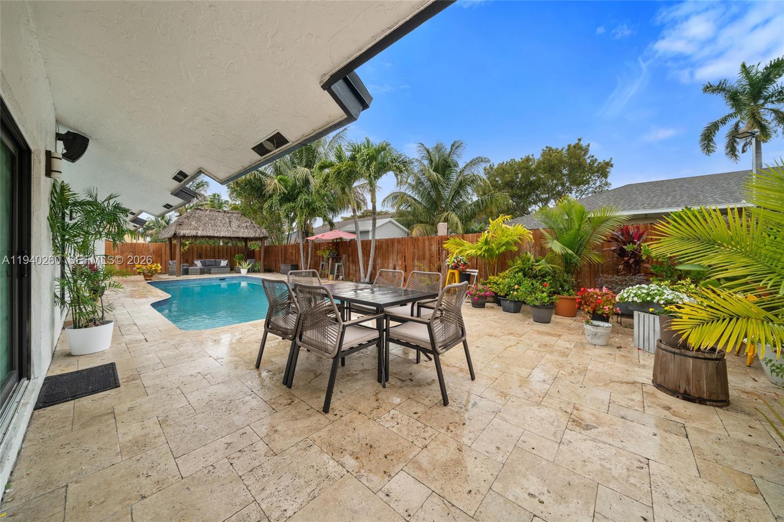 730 SW 95th Ter, Pembroke Pines FL 33025