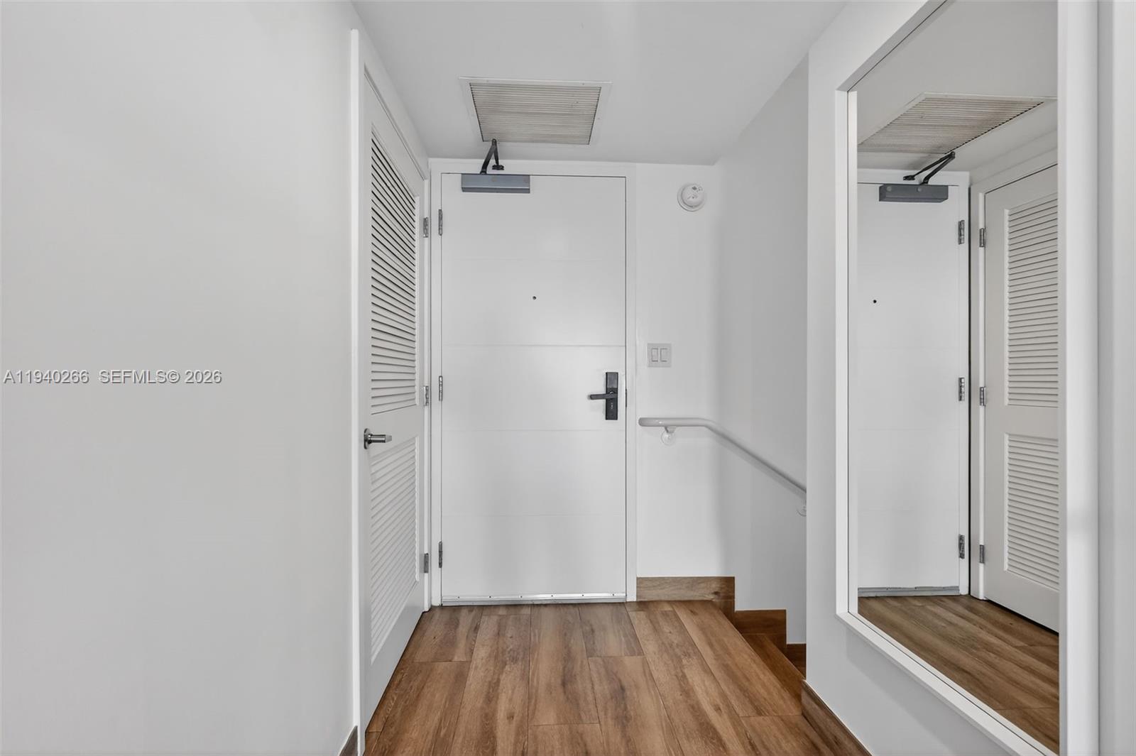 400 Sunny Isles Blvd #1207, Sunny Isles Beach FL 33160